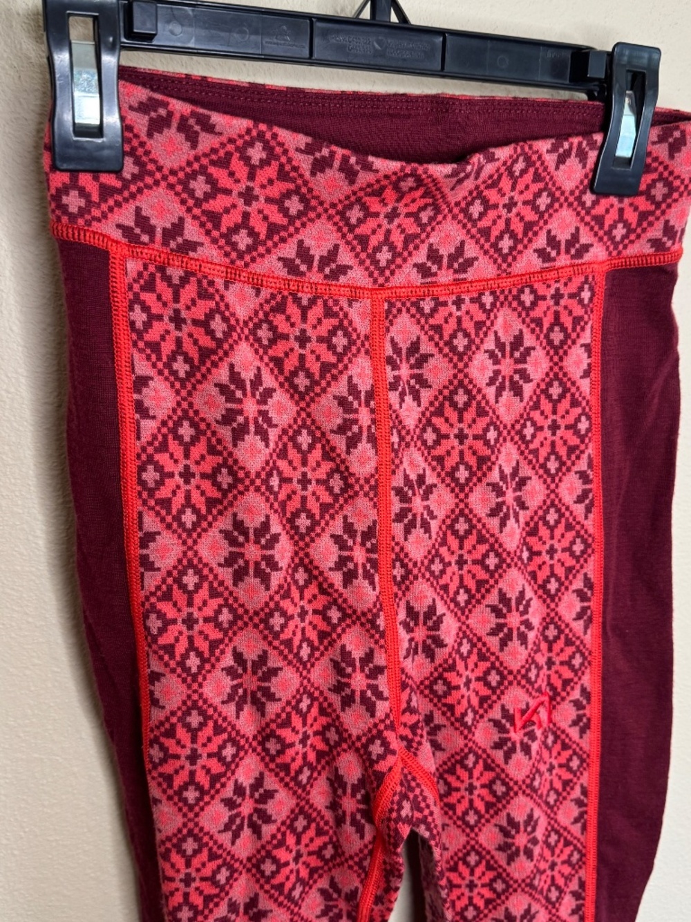 Kari Traa Rose Base Layer Set - 100% Merino Wool - Rouge Red. XS - Picture 9 of 15